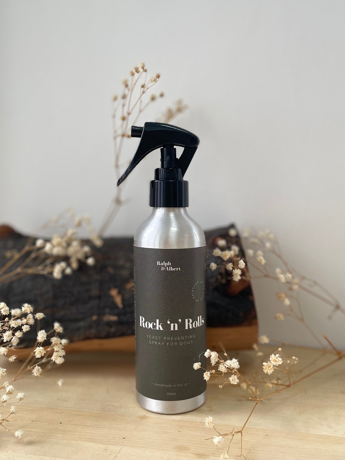 Rock ‘n’ Rolls Yeast Hating Coat Spray 220ml
