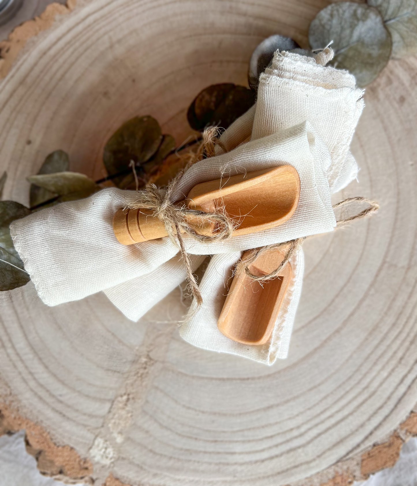 Scoop & Muslin Cloth