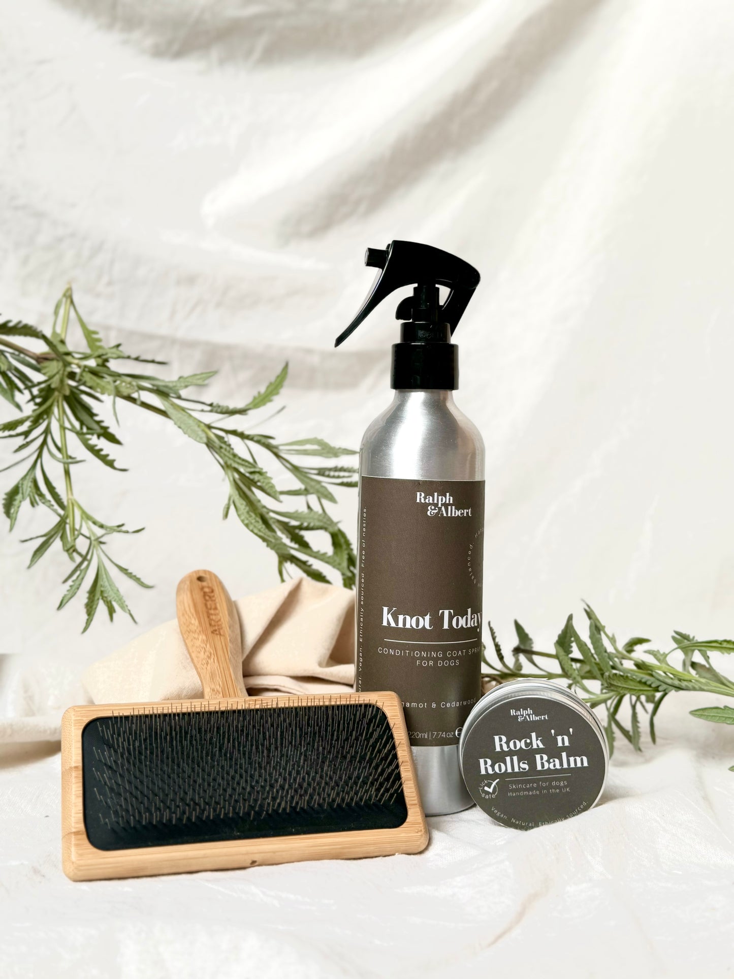 The Lookin' Cute Care bundle